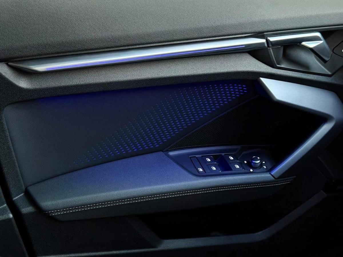 New Audi A3 Sportback 35 TDI S-line edition 150CV