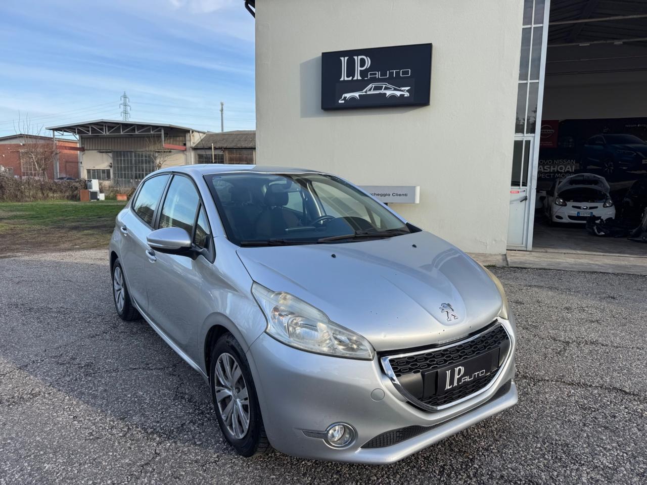 Peugeot 208 Versione Allure