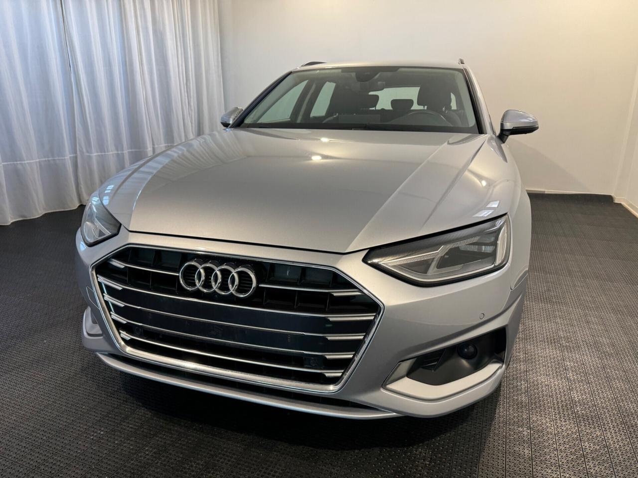 Audi A4 35 TDI/163 CV S tronic Business Advanced