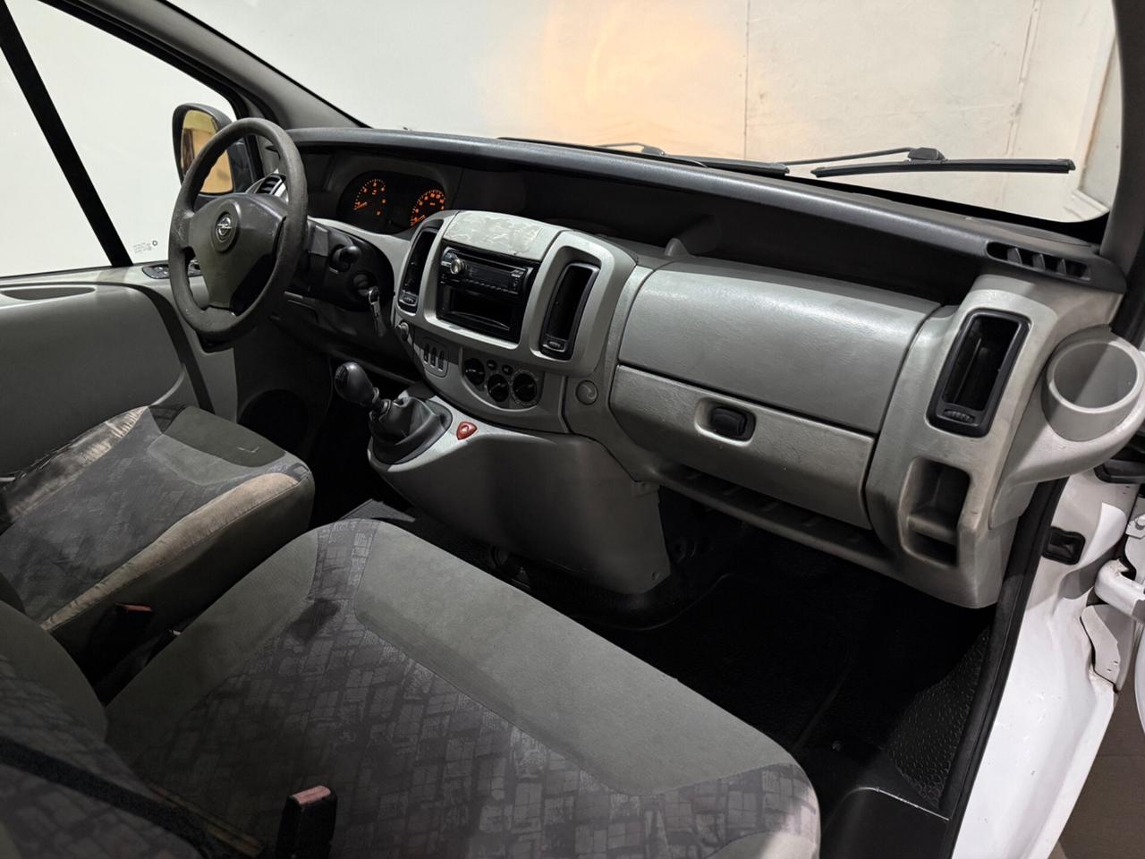 Opel Vivaro 1.9 CDTI 100CV/KW73 Gancio traino