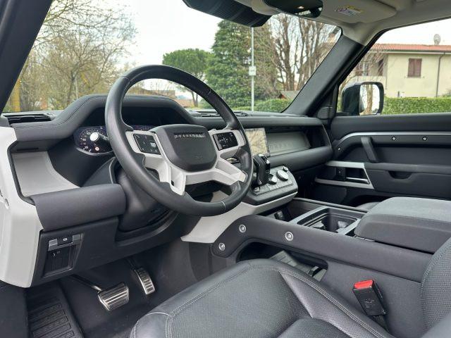LAND ROVER Defender 90 3.0D I6 200 CV AWD Auto S BLACK PACK