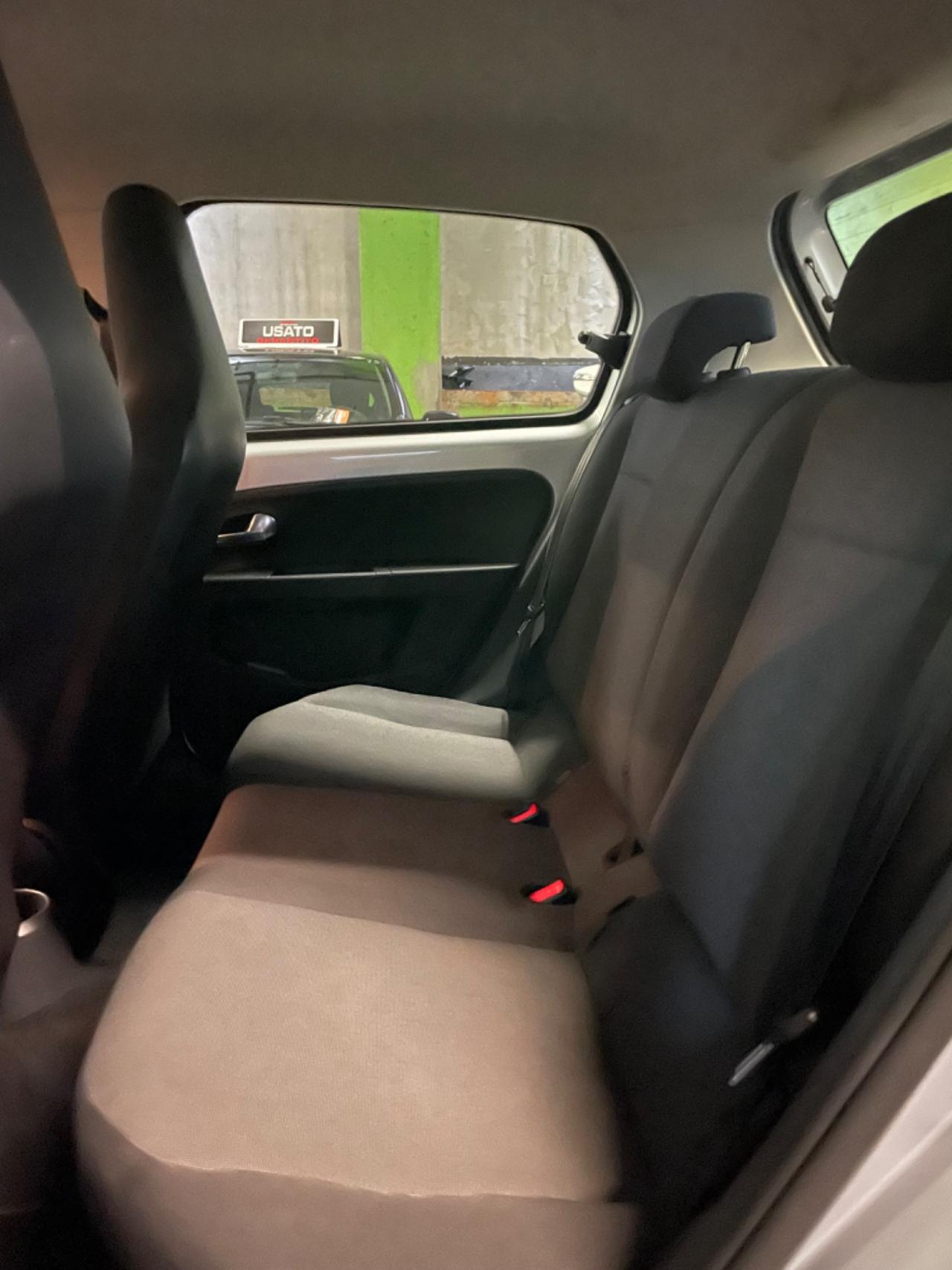 Volkswagen up! 1.0 Neopatentati Euro 6 Sensori Park