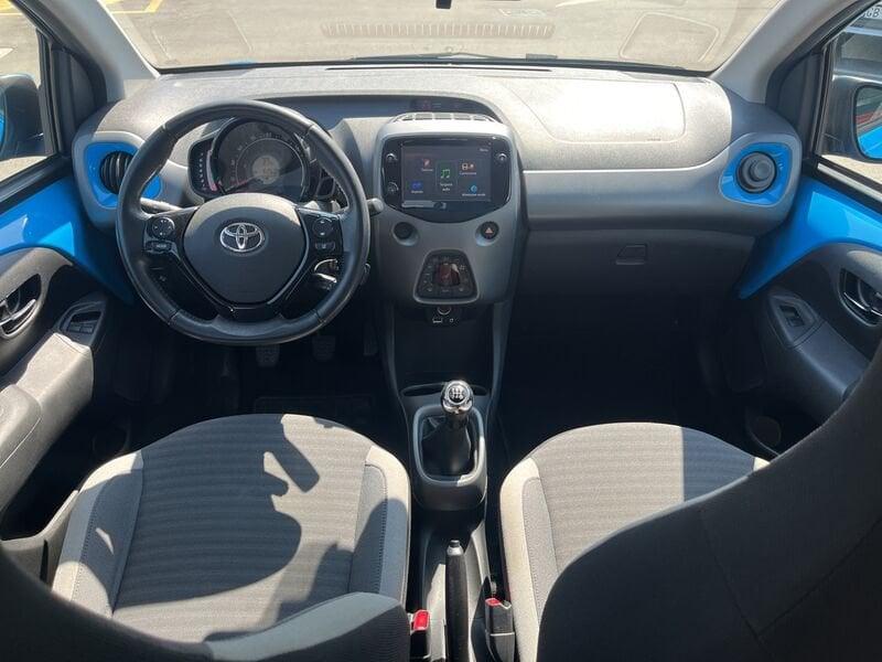 Toyota Aygo Connect 1.0 VVT-i 72 CV 5 porte x-play