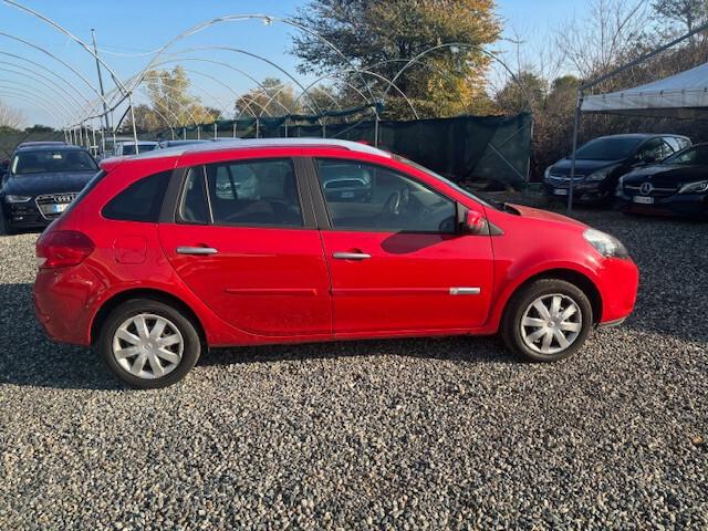 Renault Clio 1.2 16V SporTour Confort