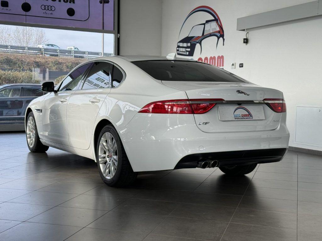 JAGUAR XF 2.0 D 180 CV aut. Portfolio MOTORE NUOVO