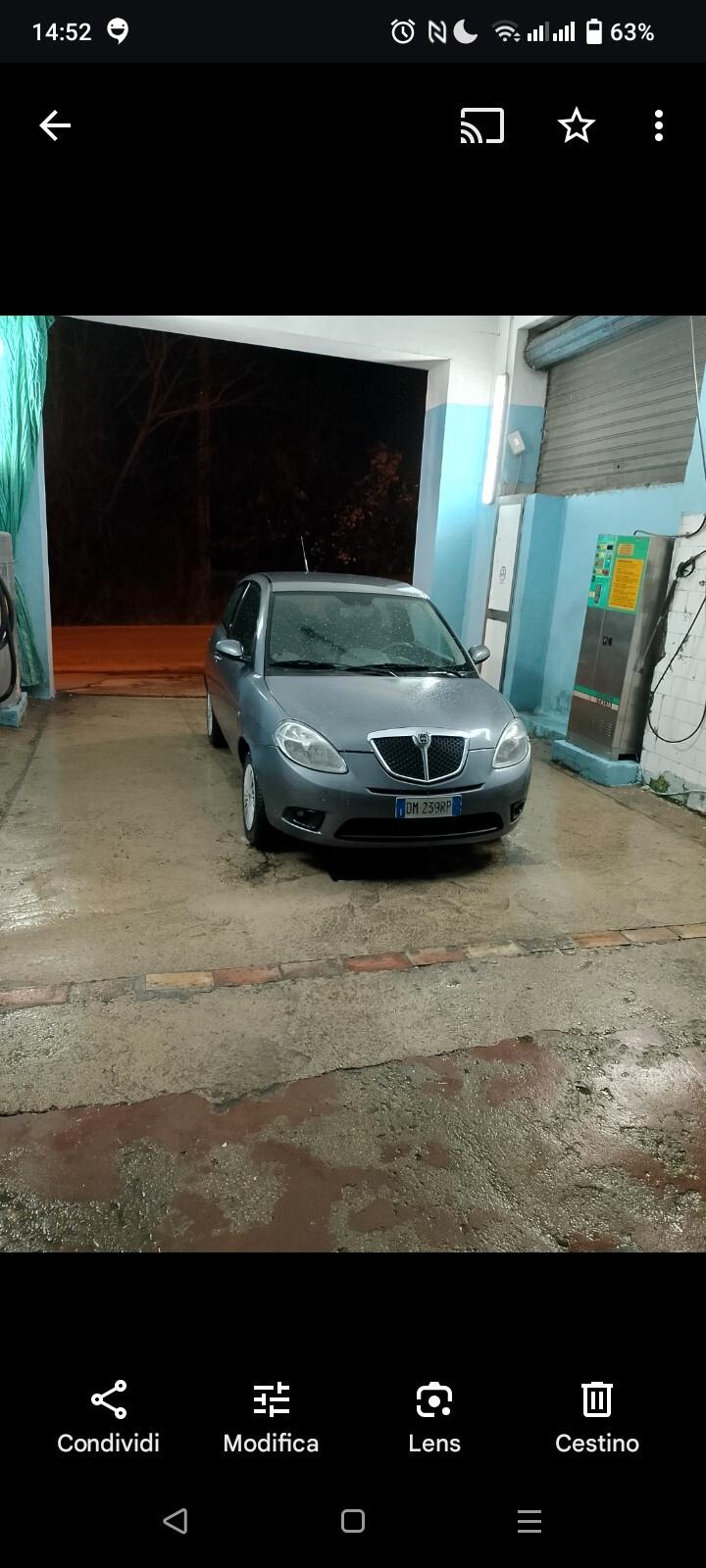 Lancia Ypsilon 1.3 MJT 90 CV Platino