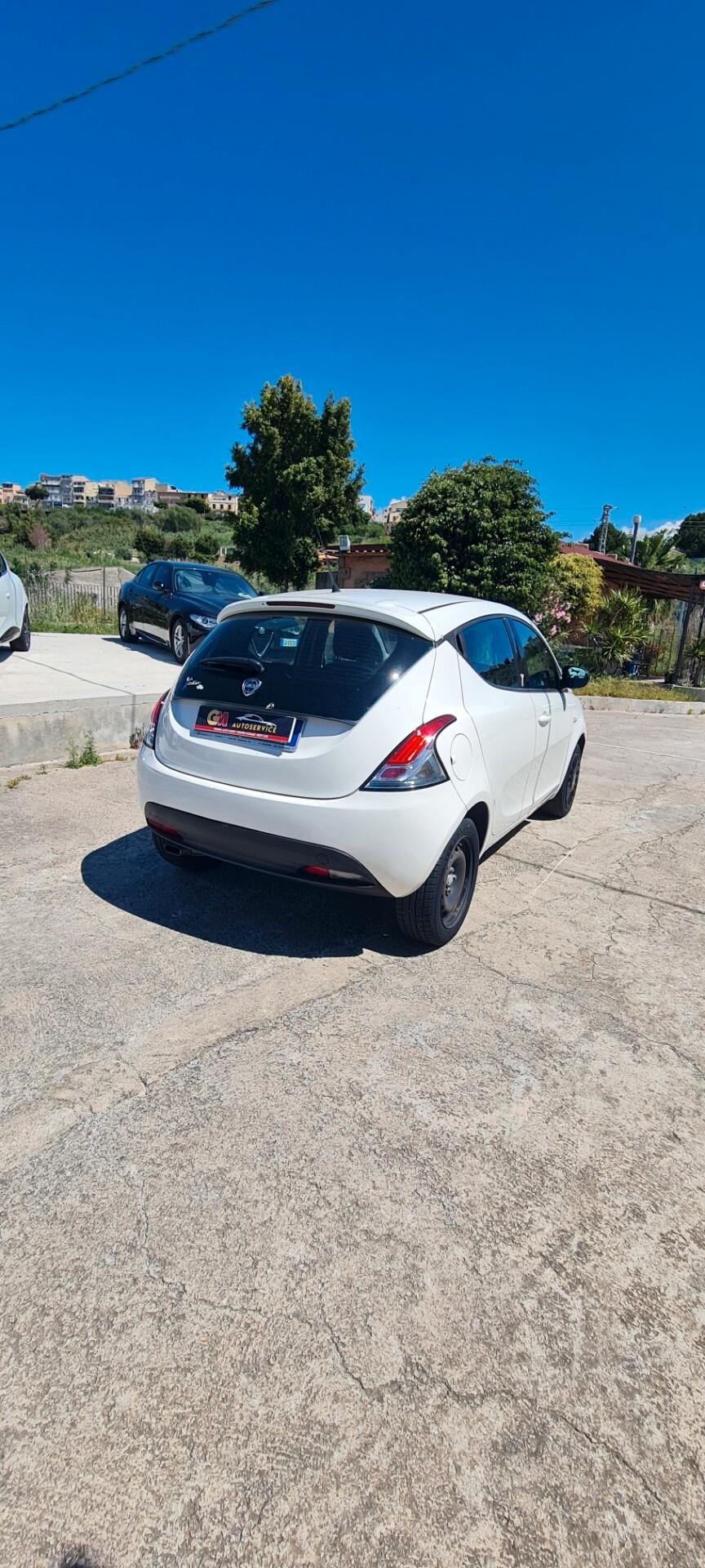 Lancia Ypsilon 1.3 MJT 16V 95 CV 5 porte 58.000 km