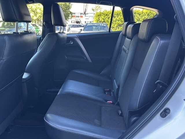Toyota RAV4 2.5 Hybrid 2WD Lounge