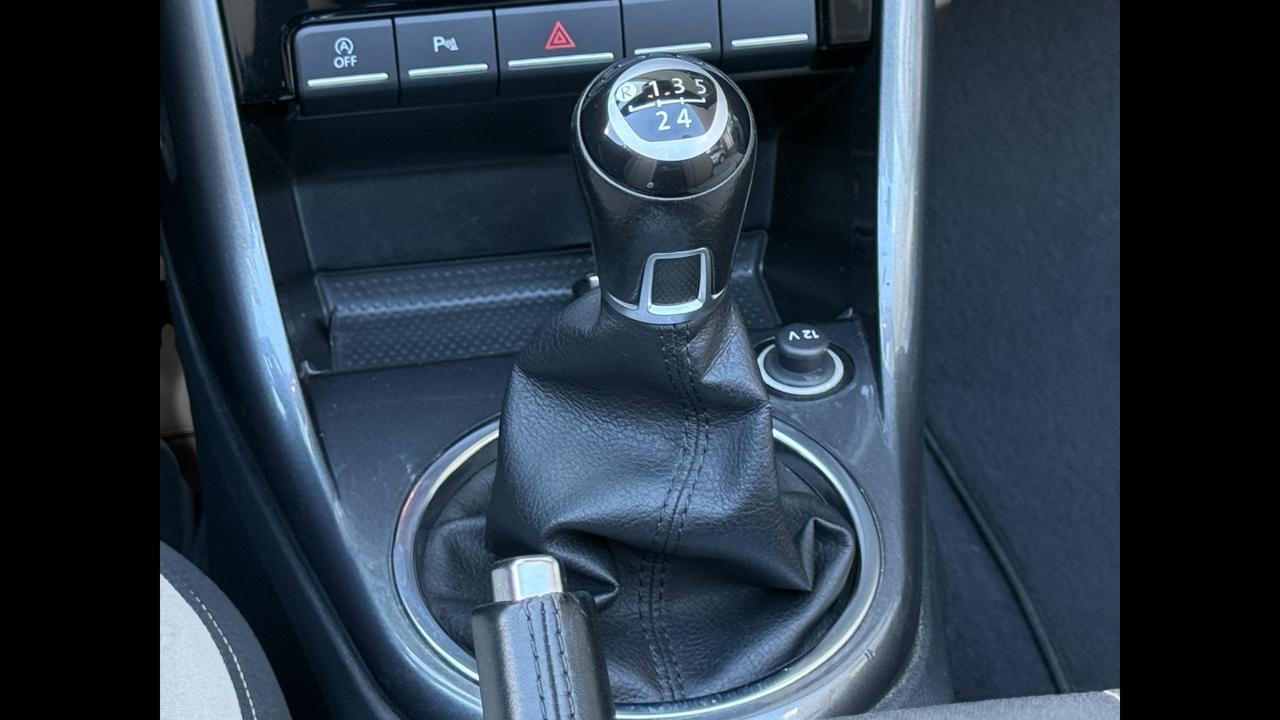 VOLKSWAGEN Maggiolino 2017 - Maggiolino Cabrio 2.0 tdi Design 110cv