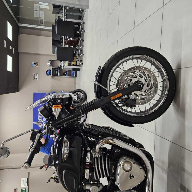 Triumph Bonneville T120 - 2016
