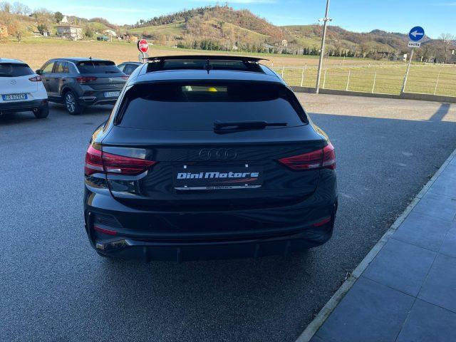 AUDI Q3 SPB 35 TDI Stronic Identity Black S-line SPORTBACK