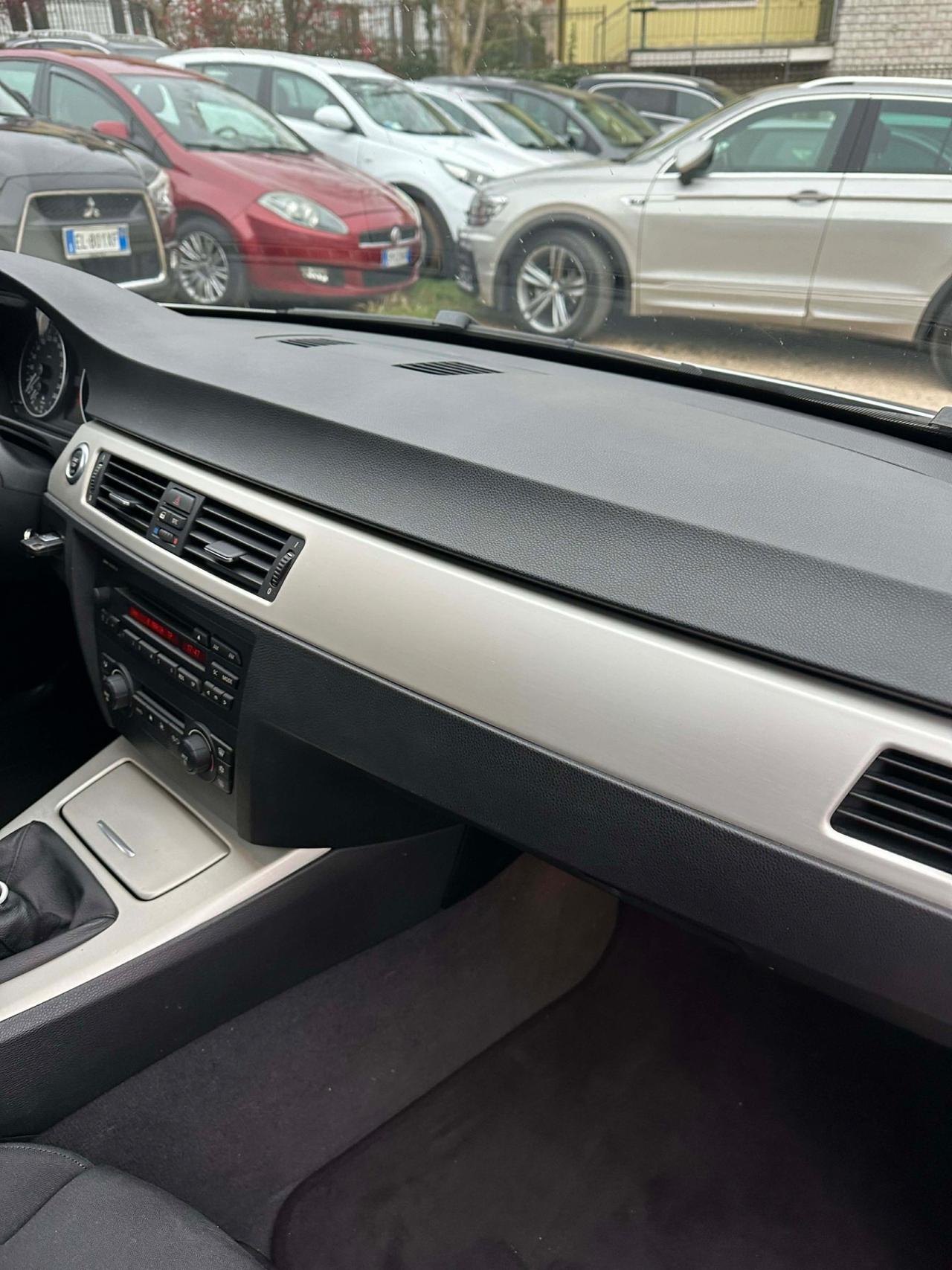 Bmw 320d FUTURA KMCERT GARANZ UNICOPR