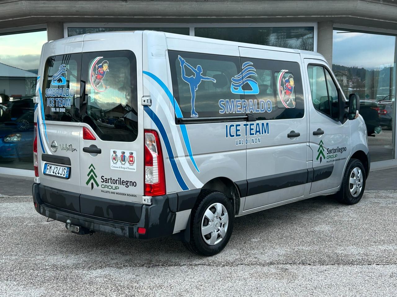 Nissan NV400 2.3 dCi 145cv 9 POSTI "GANCIO TRAINO"