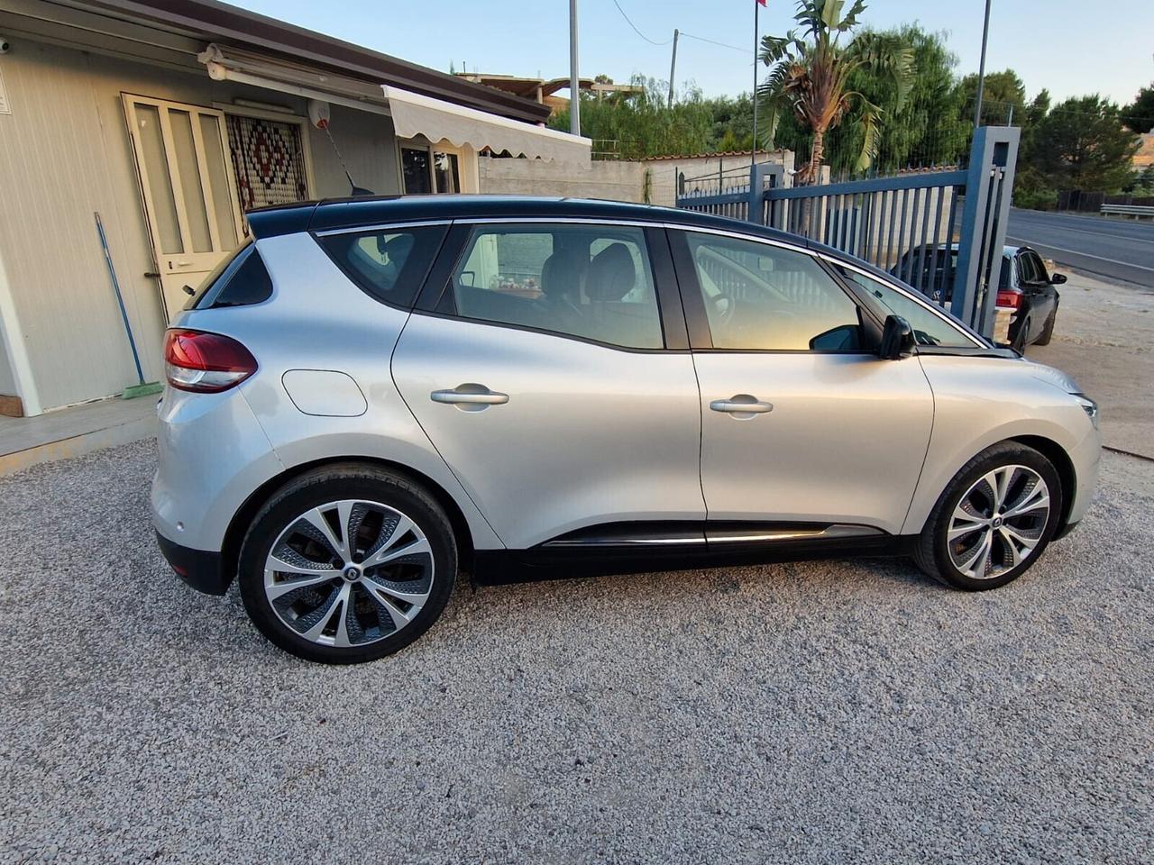 Renault Scenic Scénic dCi 130 CV EDC Energy Bose