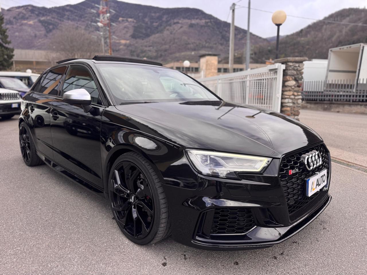 Audi RS3 SPORTBACK 2.5 TFSI QUATTRO S-TRONIC