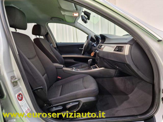BMW 320 d cat xDrive Touring Attiva
