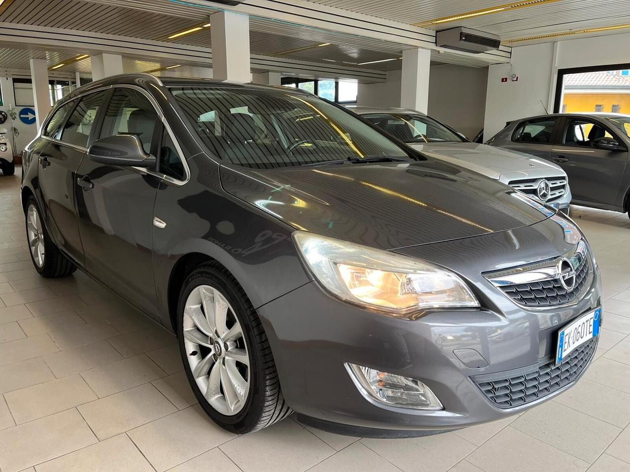 Opel Astra 1.7 CDTI 125CV Sports Tourer Cosmo