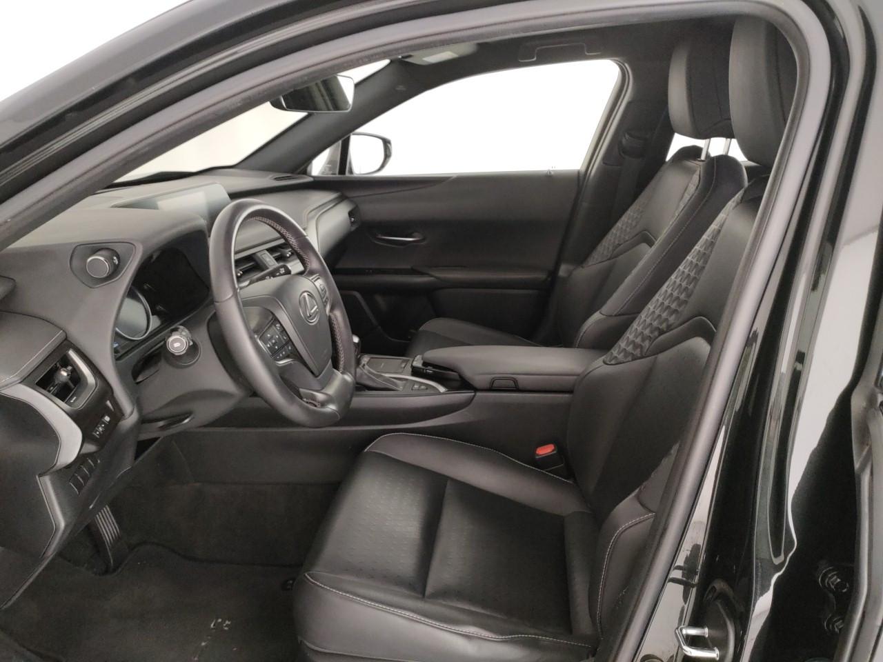 LEXUS UX 250h 2.0 Midnight 2wd cvt