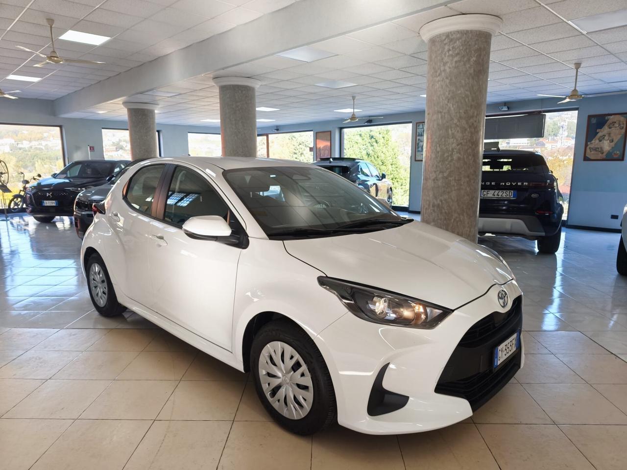 Toyota Yaris 1.5 Hybrid 5 porte Active