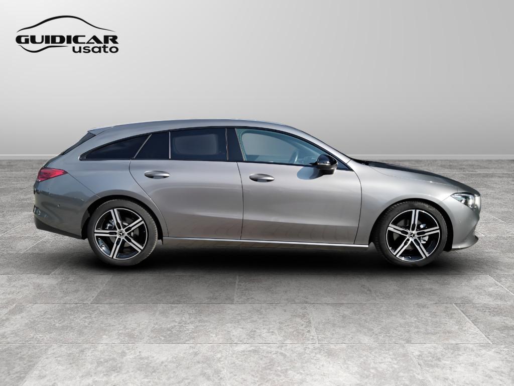 Mercedes-Benz CLA Sh.Brake - X118 - CLA Shooting Brake 180 d Sport auto