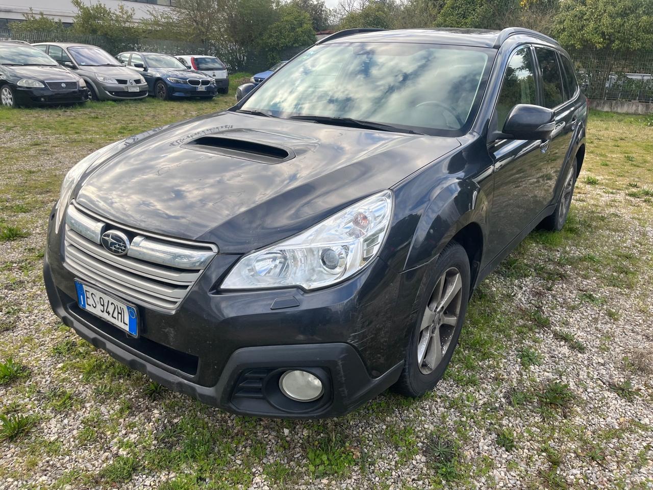 Subaru OUTBACK 2.0D AWD Trend Leather (peoblema albero a camme )