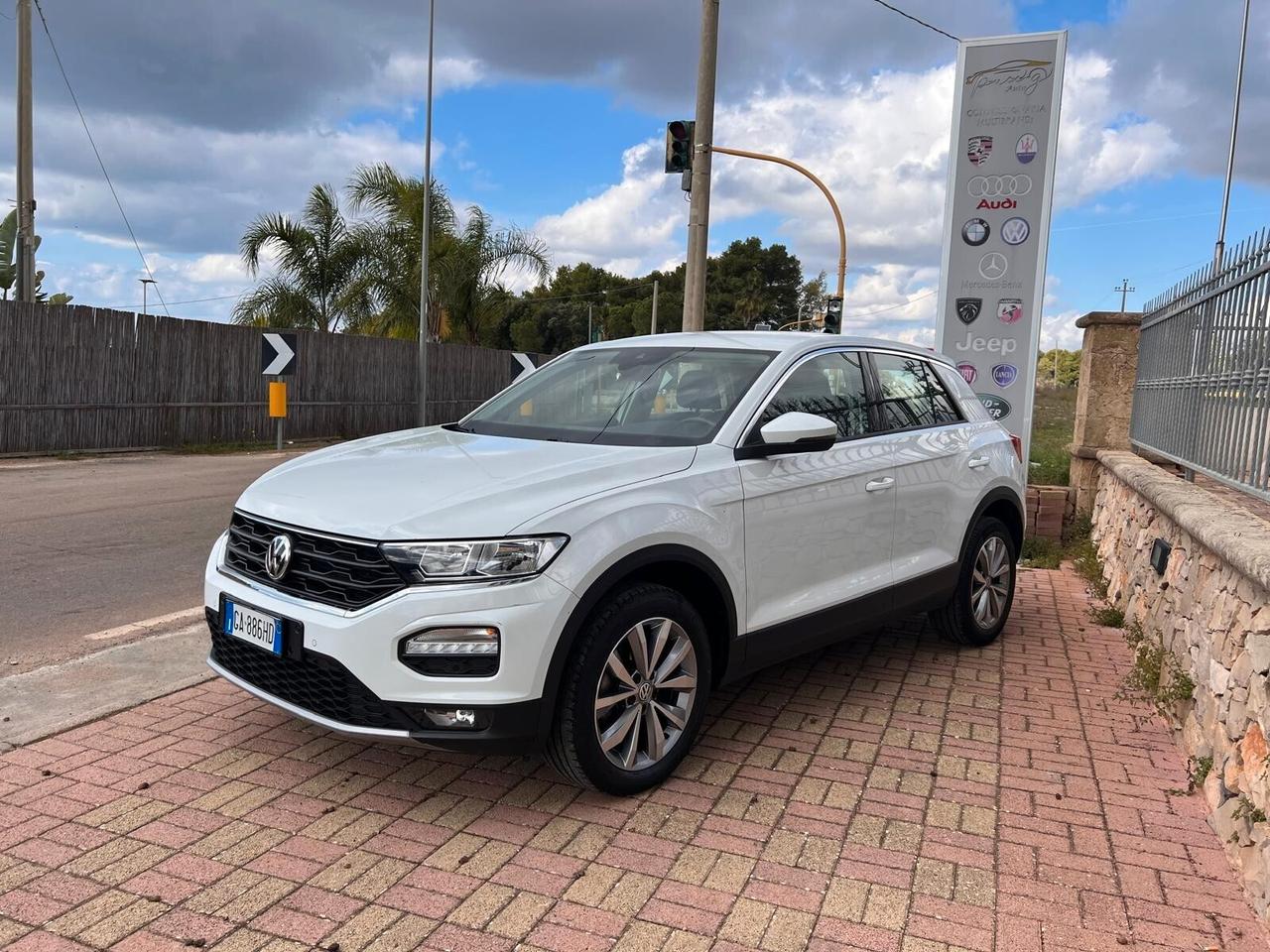 Volkswagen T-Roc 1.6 TDI SCR Business BlueMotion Technology