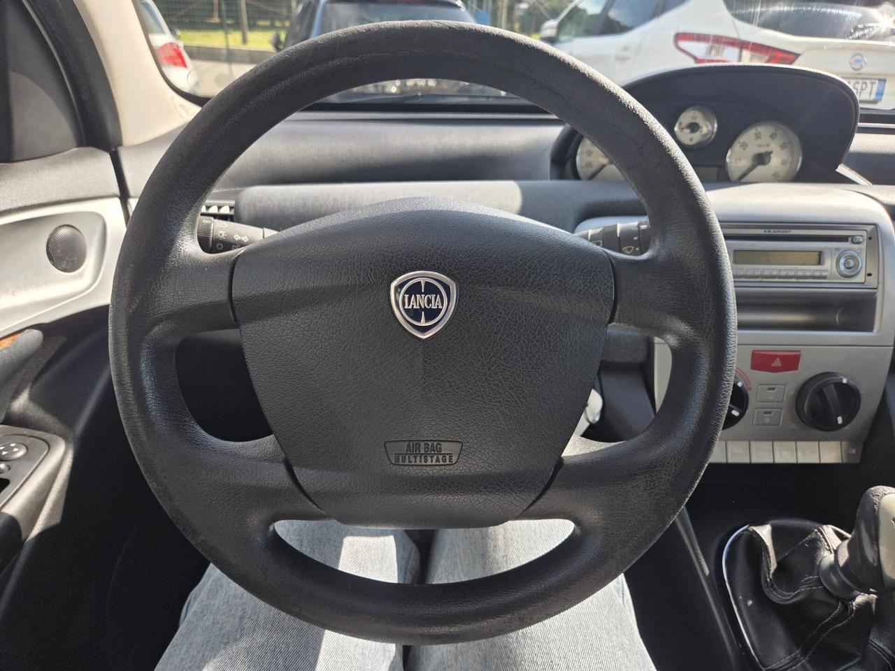 Lancia Ypsilon 1.2 Oro