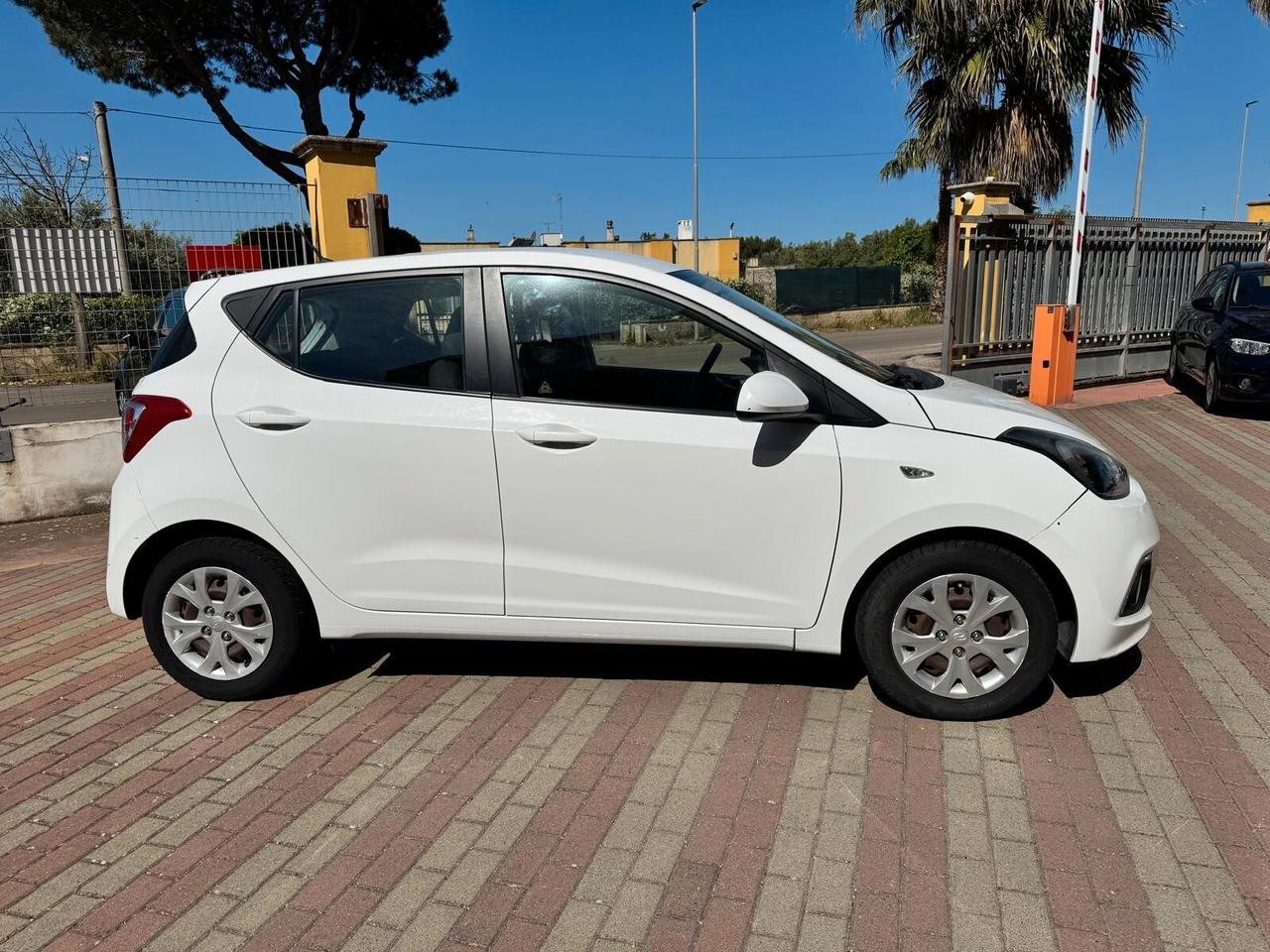 Hyundai i10 1.0 LPGI Econext Sound Edition