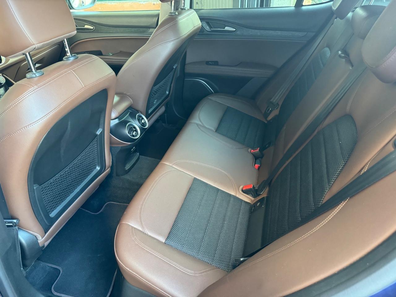 Alfa Romeo Stelvio 2.2 Turbodiesel 190 CV AT8 Q4 Executive