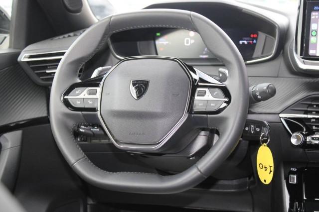 Peugeot 2008 1.2 puretech Allure 130cv automatica con CarPlay