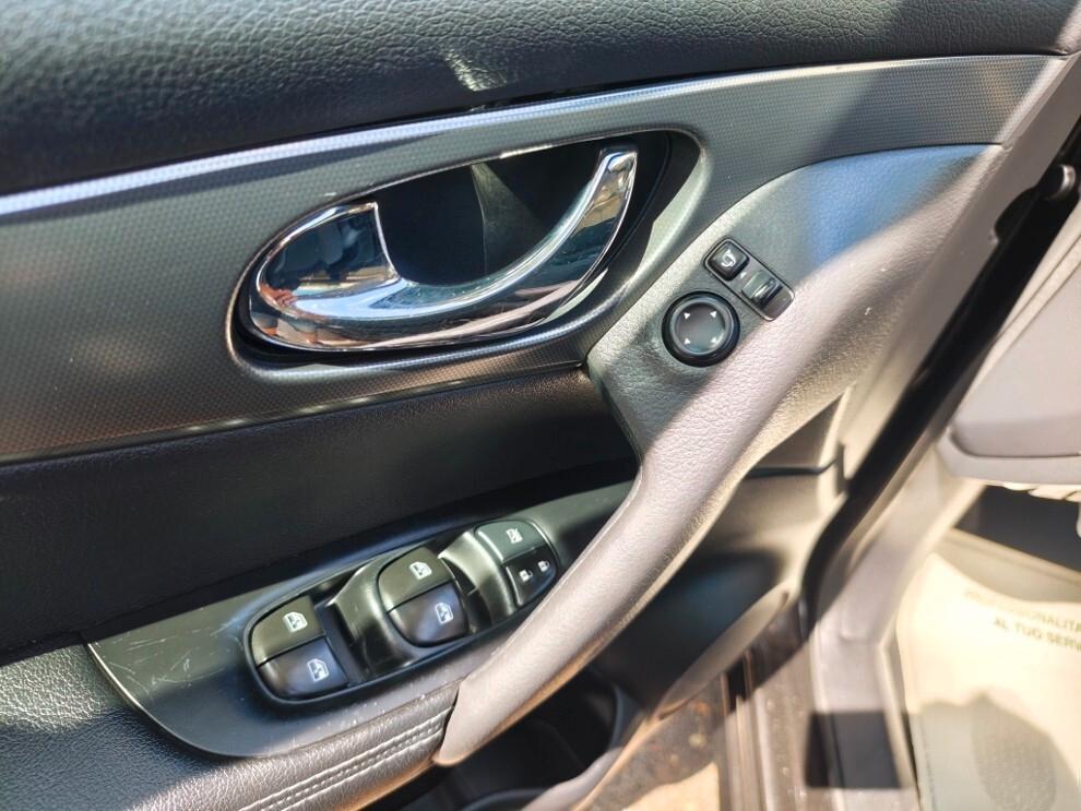 Nissan Qashqai 1.5 DCI 360° TETTO P NAVI FULL EURO 6