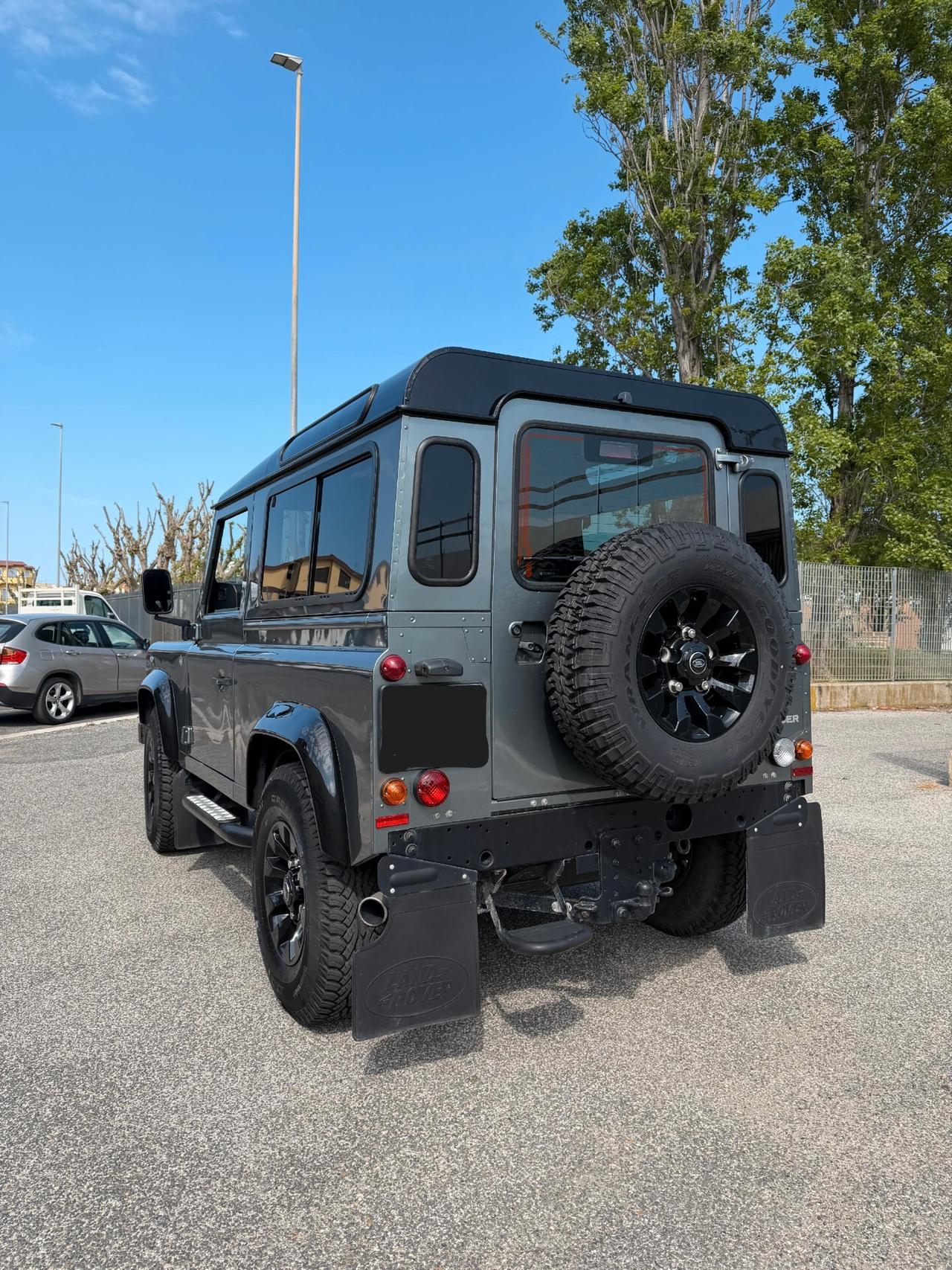 Land Rover Defender 90 2.2 TD4 Station Wagon SE N1
