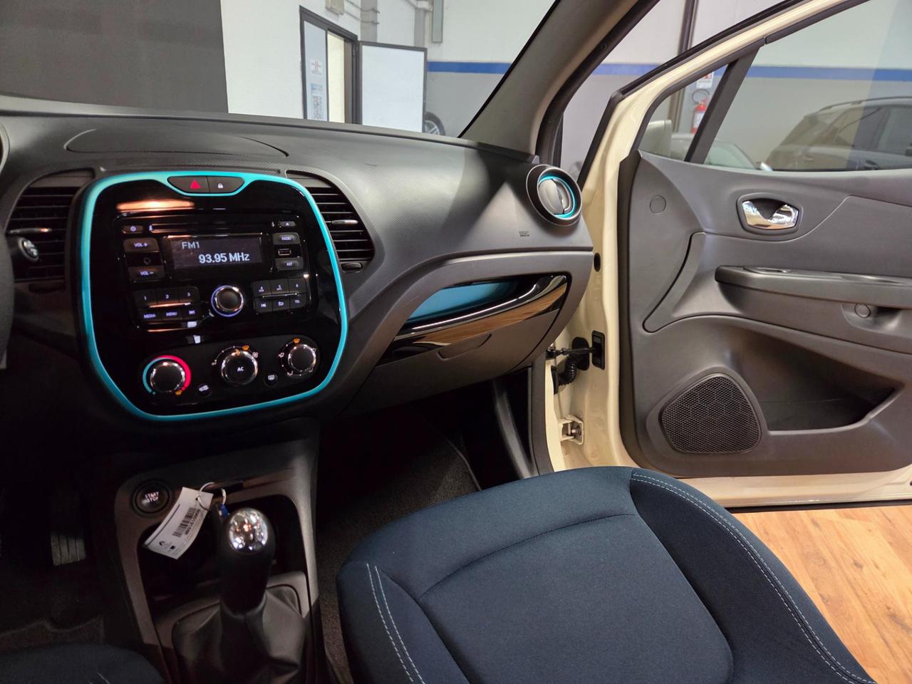 Renault Captur 0.9 tce energy R-Link s&s 90cv