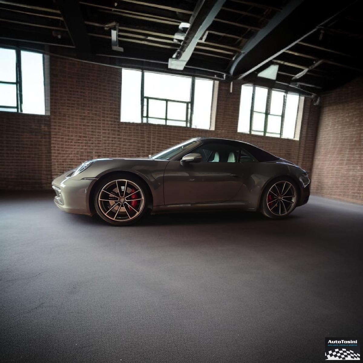 PORSCHE - 992 - 911 Carrera 4S cabrio