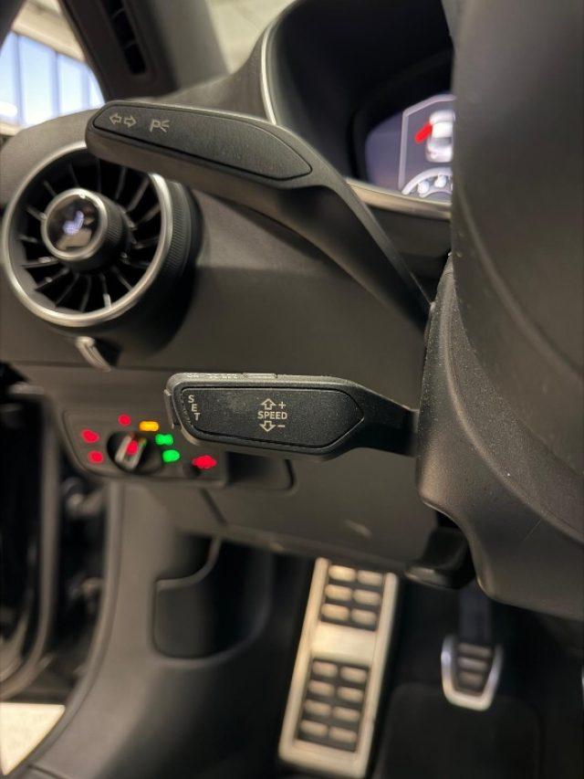 AUDI TT Coupé 1.8 TFSI S line //BELL1SS1MA//