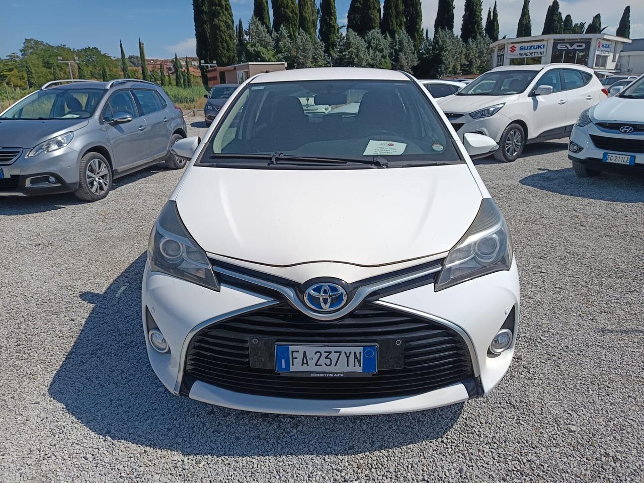 Toyota Yaris 1.5 GPL HYBRID A/T FINANZIABILE *
