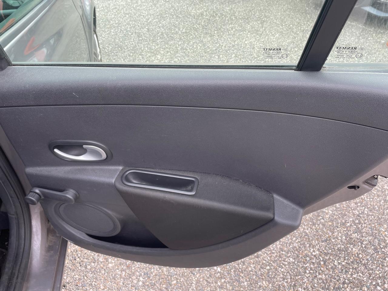 Renault Clio 1.2 16V 5 porte/1PROP/GARANZIA