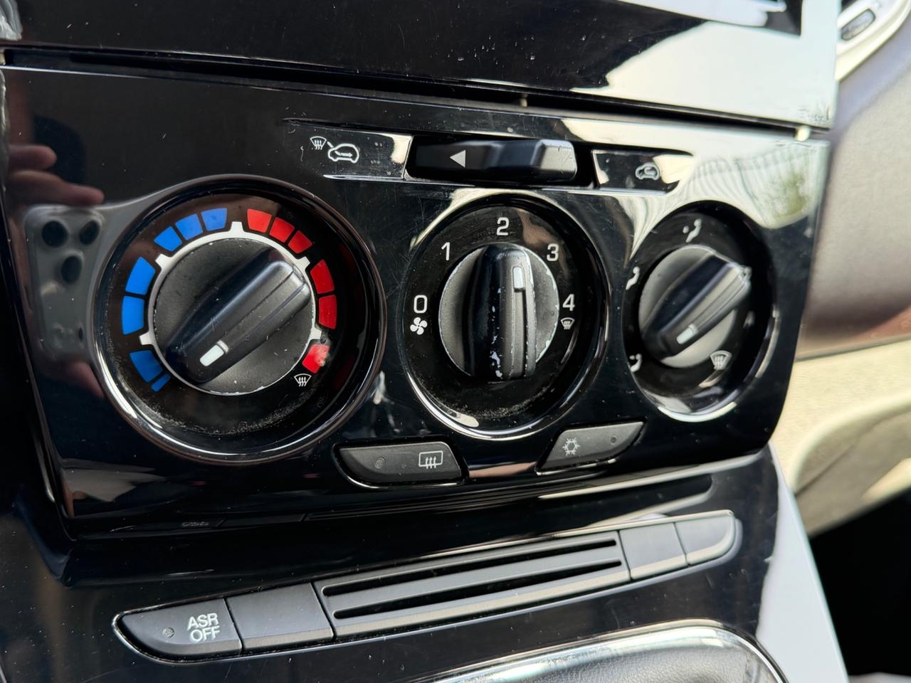 Lancia Ypsilon ecochic GPL