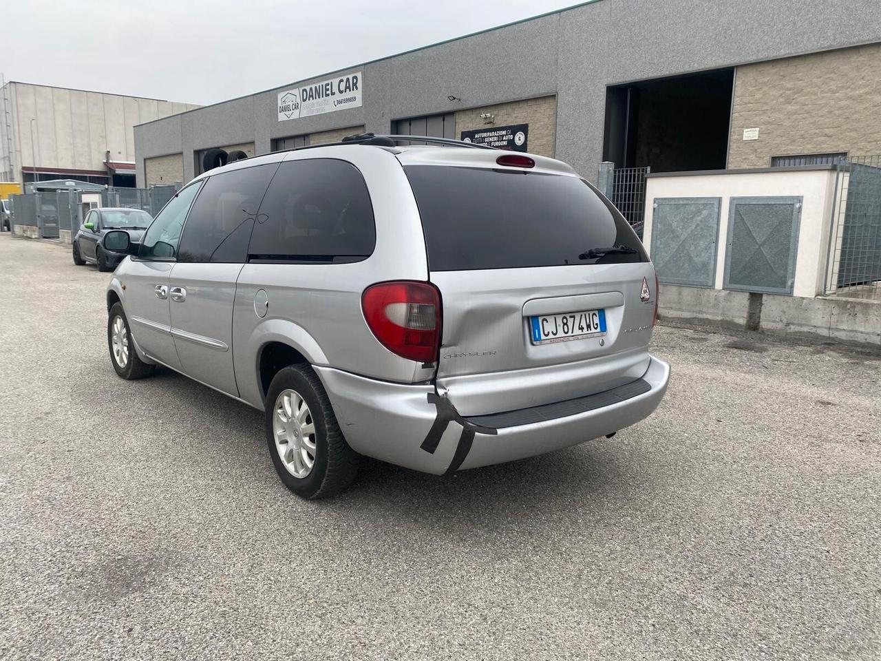 Chrysler Voyager Grand Voyager 2.5 CRD cat Limited 7 POSTI