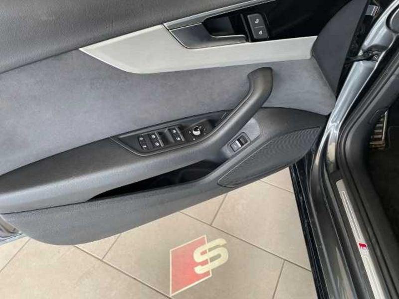 Audi A4 V 2019 Avant 40 2.0 tdi mhev S line edition quattro 204cv s-tron