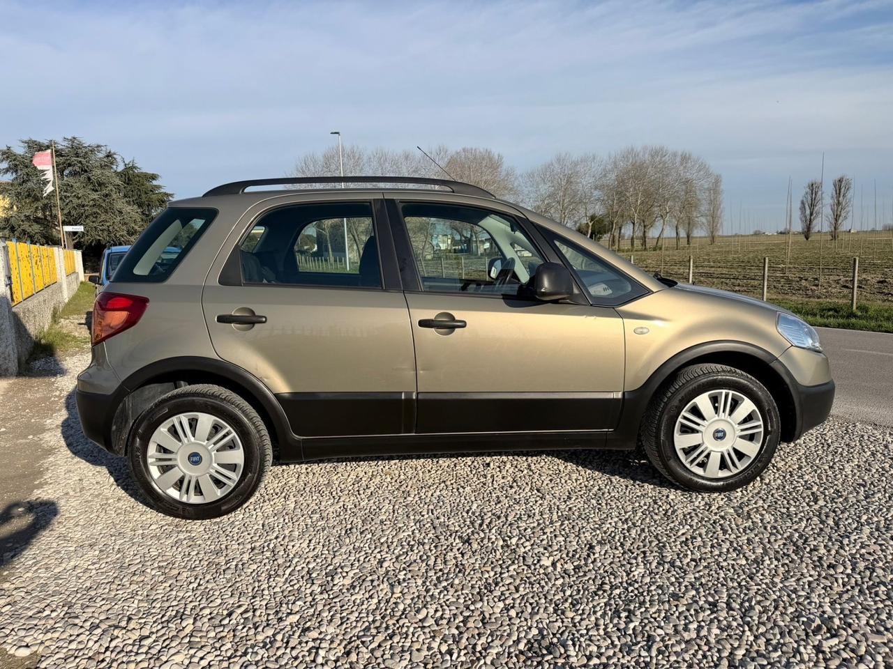 Fiat Sedici 1.9 MJT 4x4 Emotion