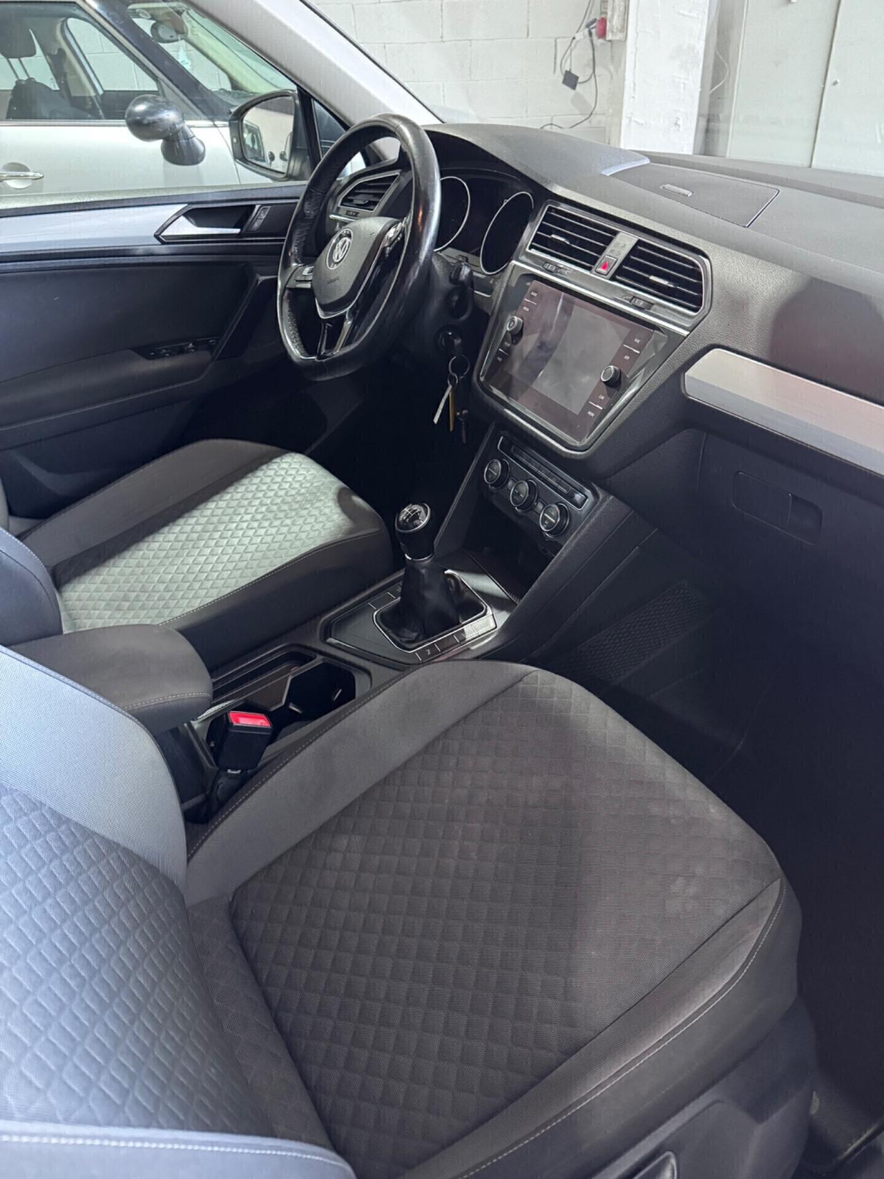 Volkswagen Tiguan 1.6 TDI SCR Sport BlueMotion Technology