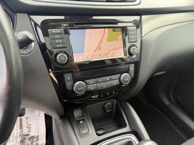 NISSAN Qashqai 1.5 dCi N-Connecta GARANZIA