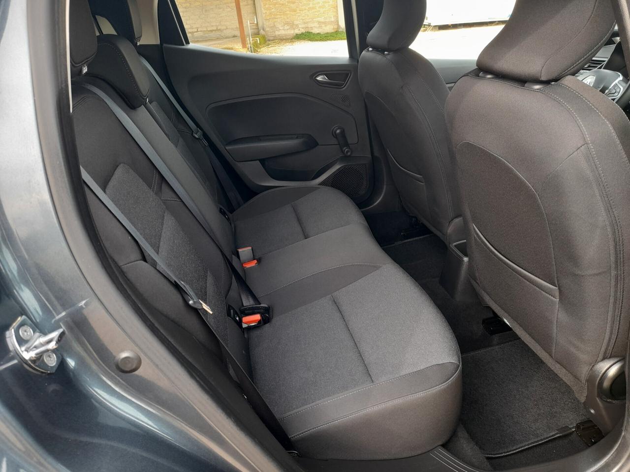 Renault Clio TCe 90 CV ok neopatentati anno 2022