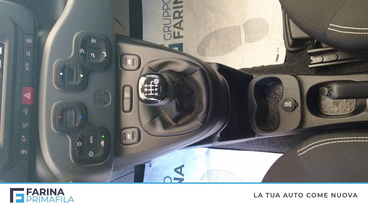 FIAT Panda III 2021 Cross - Panda 1.0 firefly hybrid City Cross s&s 70cv 5p.ti