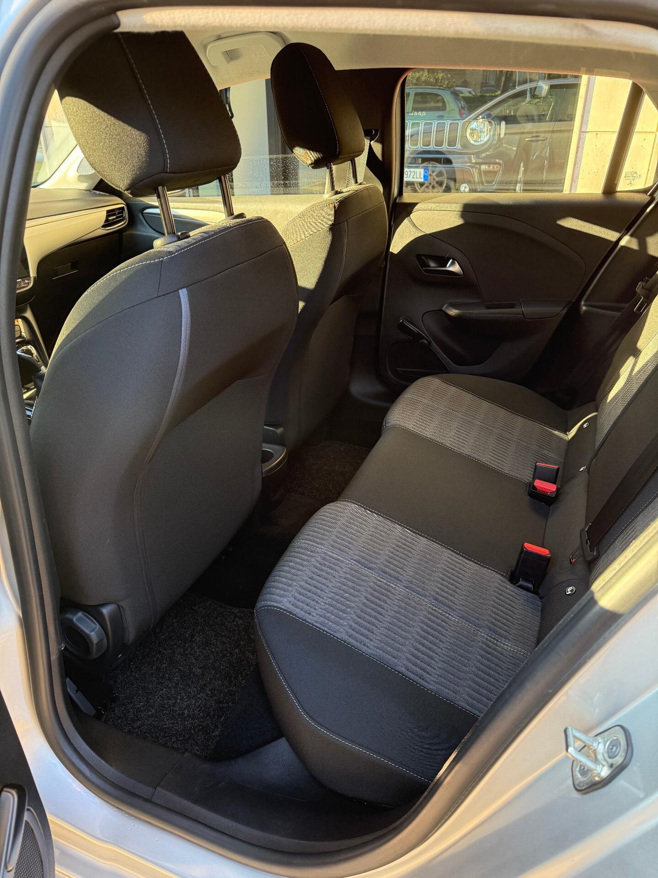 Opel Corsa 1.2 Edition