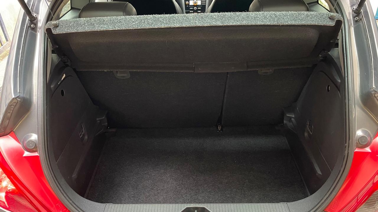 Opel Corsa 1.2 85CV 3 porte GPL-TECH b-color