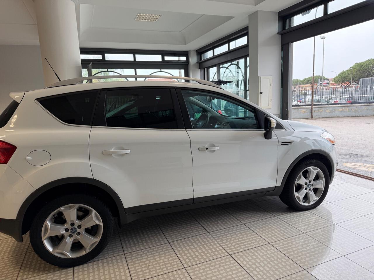Ford Kuga 2.0 TDCi 136 CV 4WD Titanium DPF