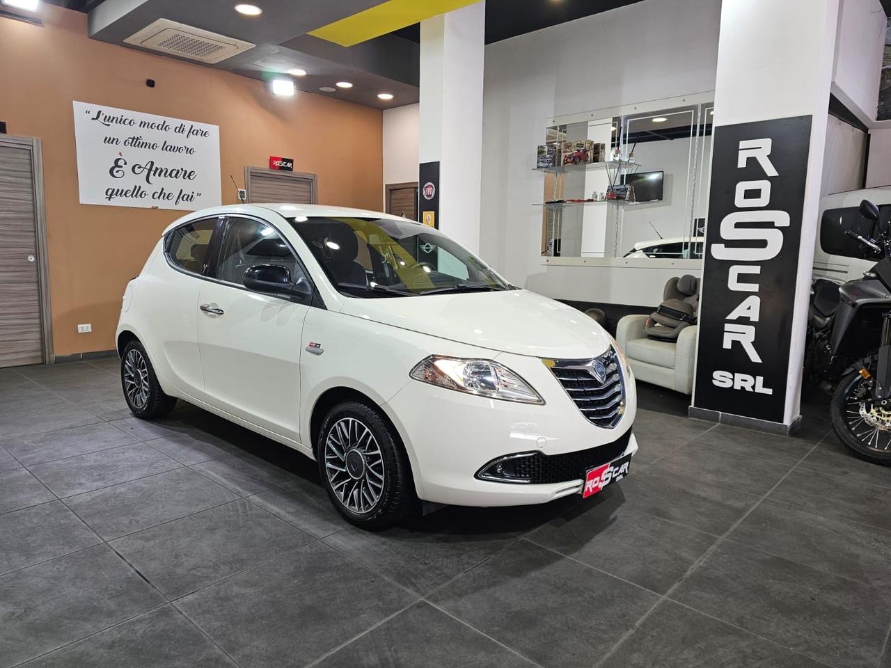 Lancia Ypsilon 1.2 69 CV 5 porte GPL Ecochic Gold