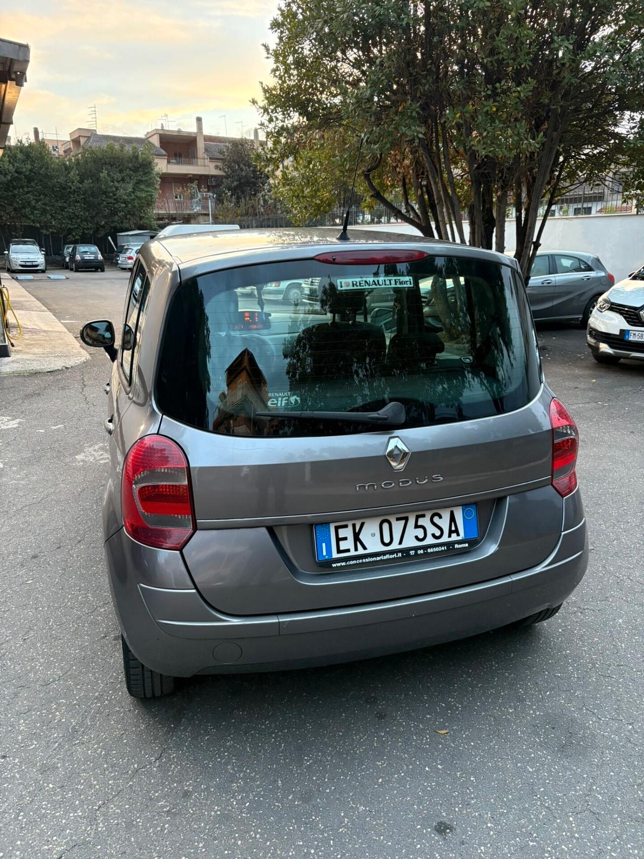 Renault Modus 1.2 75cv Distribuzione fatta Euro 5